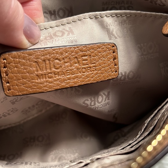 Michael Kors light brown Leather wristlet - Picture 7 of 10